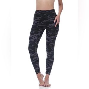 High Waist Yoga Leggings with Inside and Back Zipper Pockets - Black Camo